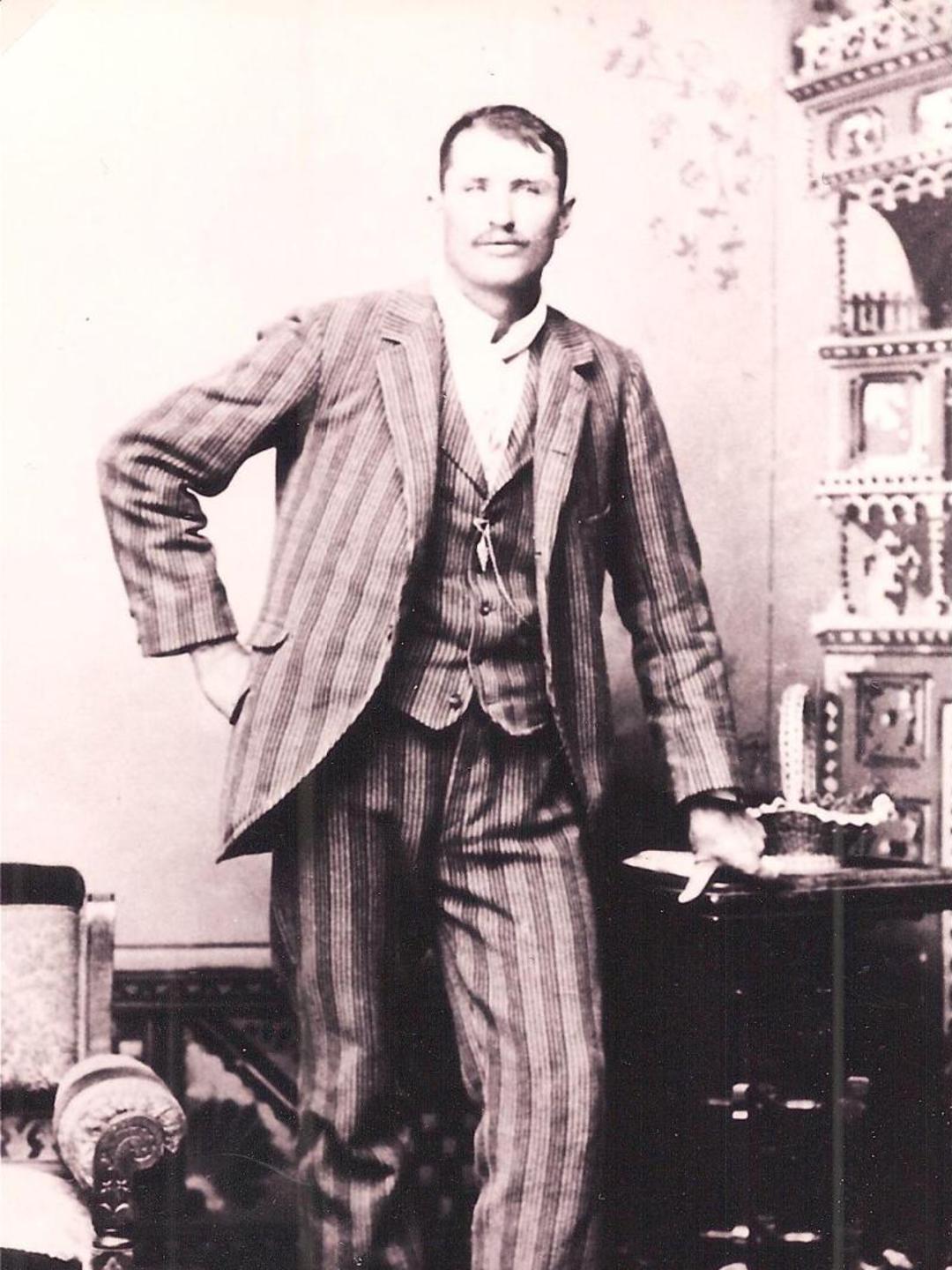 Henry Larter (1832 - 1896) Profile
